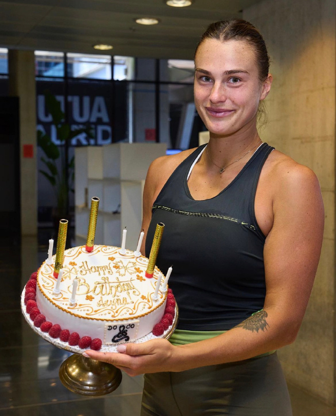 3377体育-包含Ning赛事官方发布挺进下一轮新规，巴塞罗那争议不断！的词条