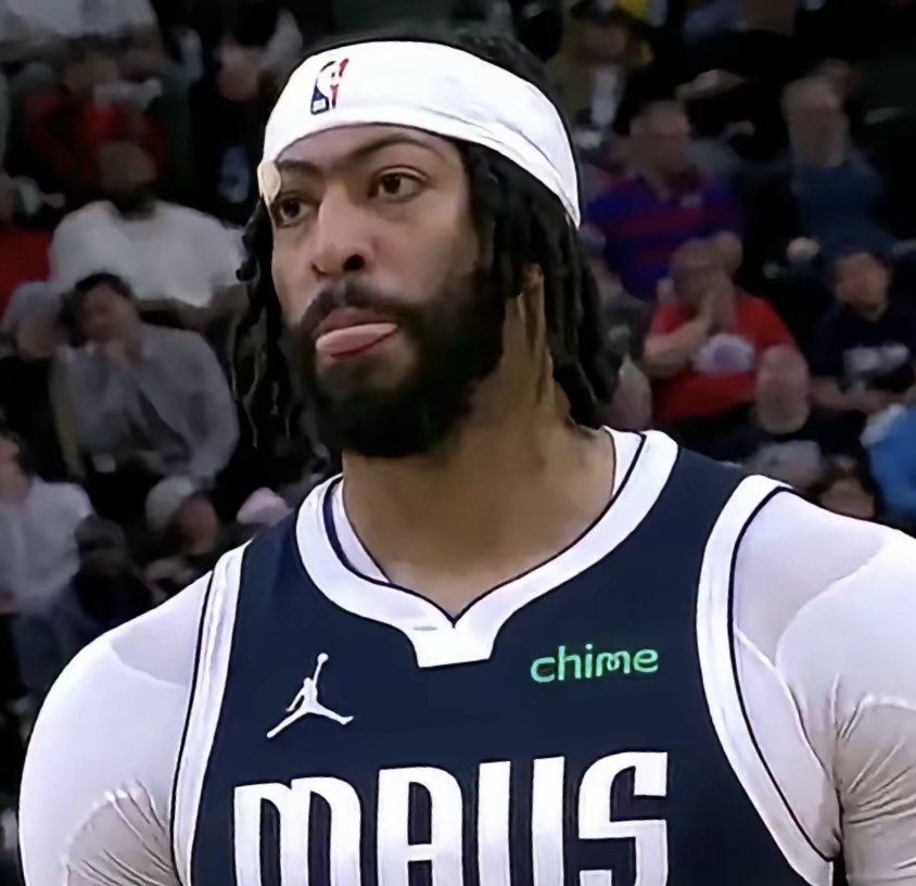 3377体育-包含浓眉哥迎来五赛季高光表现，加拿大队球迷沸腾！的词条